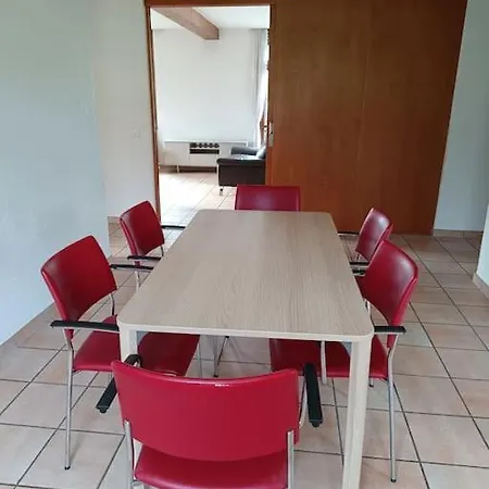De 2 Apartment Cremines