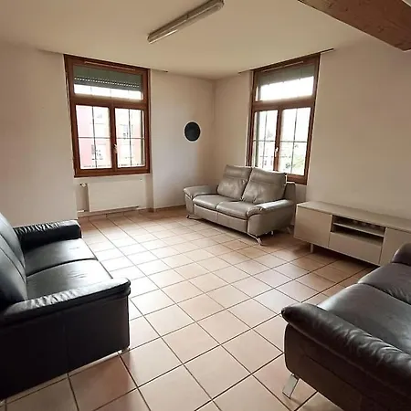 De 2 Apartment