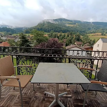 Apartment De 2 *